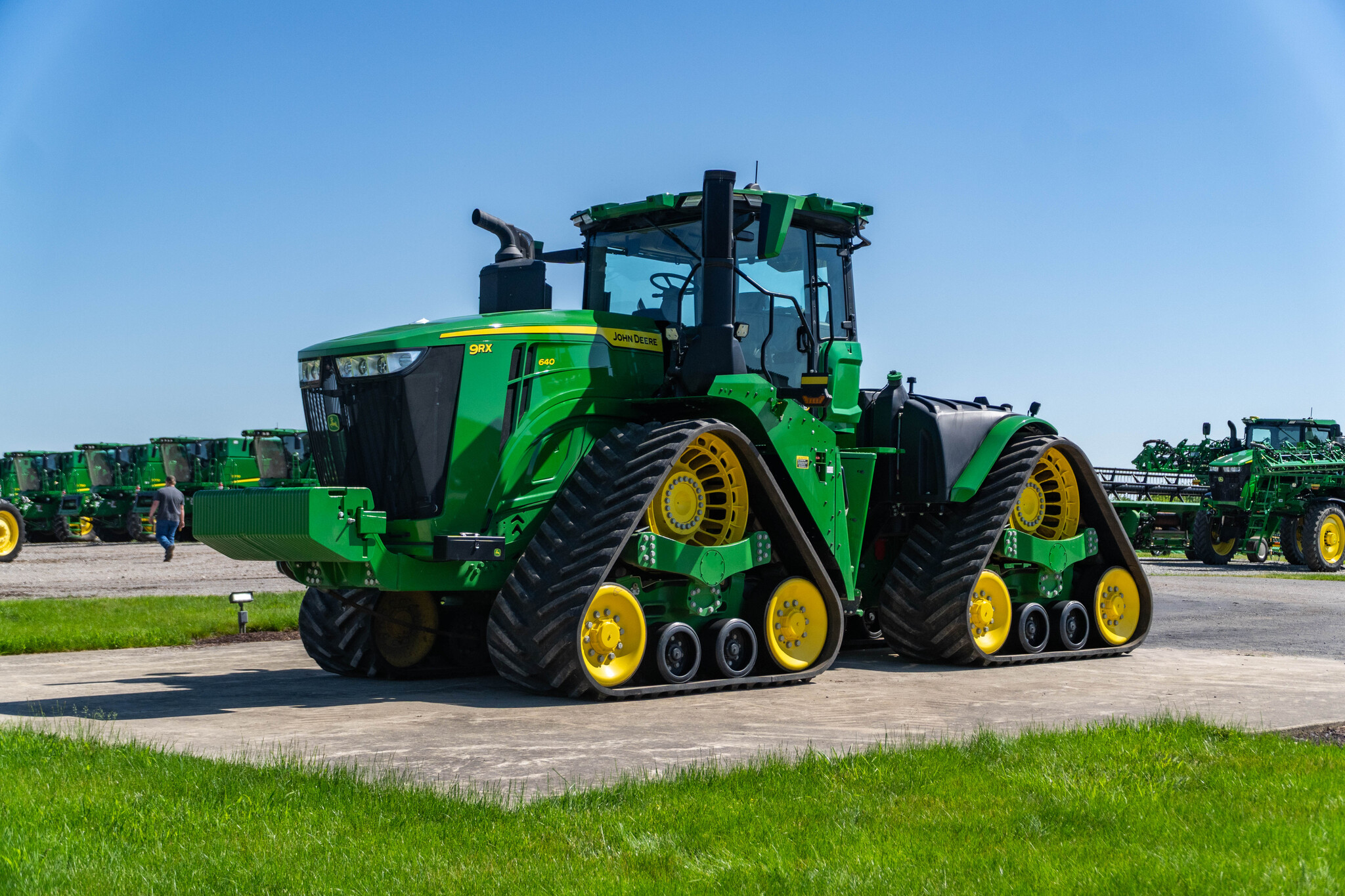 Used 2025 John Deere 9RX 640 Track Tractors at Koenig Equipment in Anna, OH - PhotoXL0