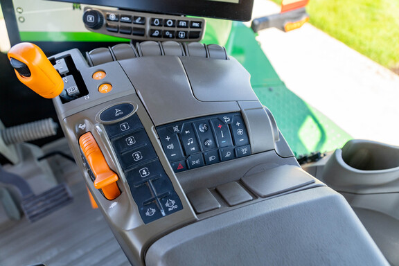 Used 2025 John Deere 9RX 640 Track Tractors at Koenig Equipment in Anna, OH - Photo31