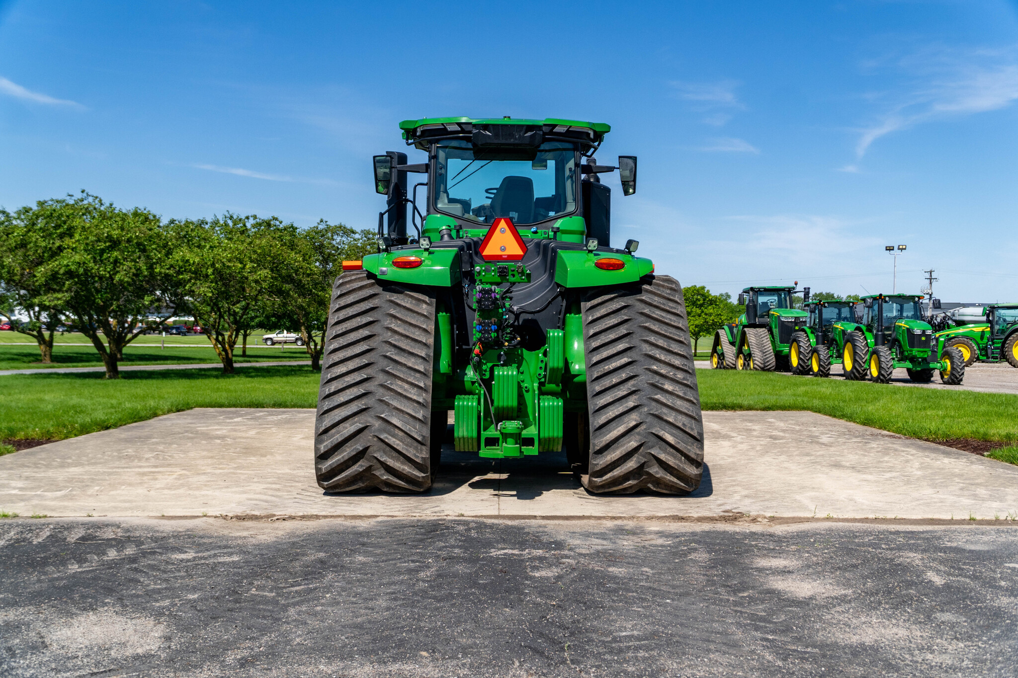 Used 2025 John Deere 9RX 640 Track Tractors at Koenig Equipment in Anna, OH - PhotoXL4