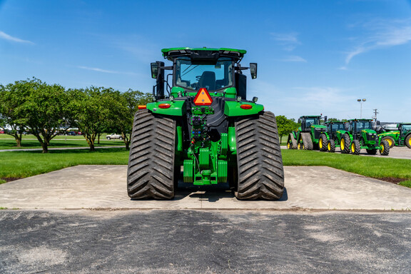 Used 2025 John Deere 9RX 640 Track Tractors at Koenig Equipment in Anna, OH - Photo4