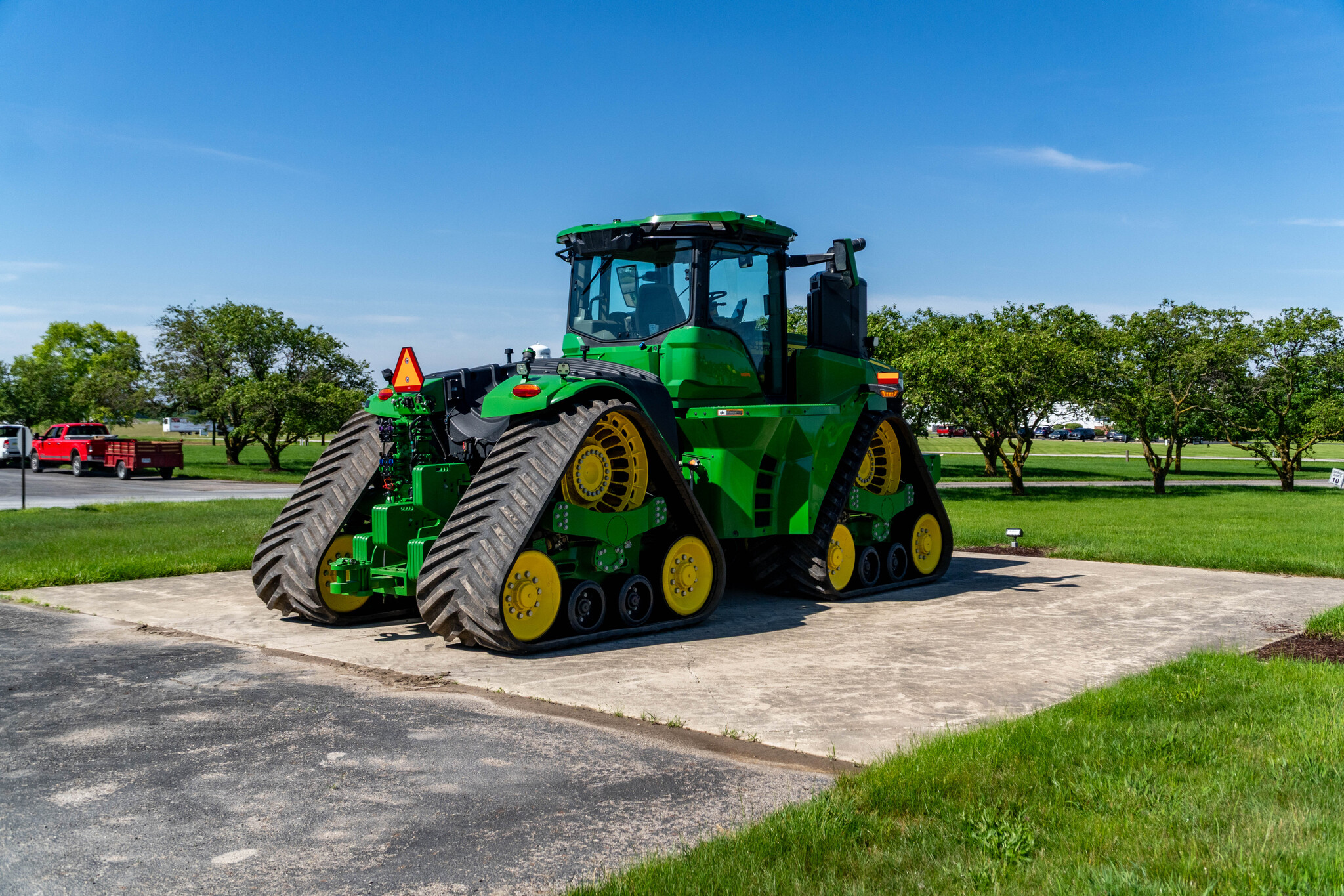 Used 2025 John Deere 9RX 640 Track Tractors at Koenig Equipment in Anna, OH - PhotoXL5