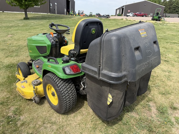 2017 John Deere X734 - Photo5