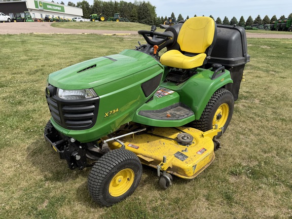 2017 John Deere X734 - Photo7