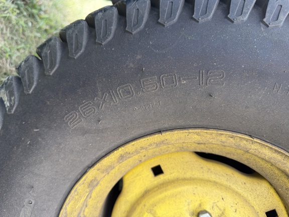 2017 John Deere X734 - Photo12