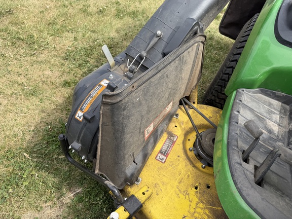 2017 John Deere X734 - Photo16