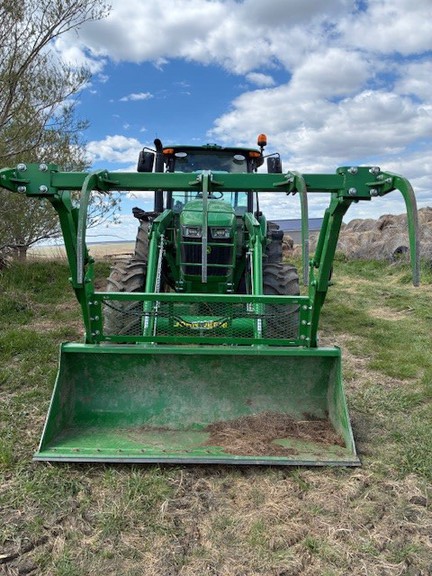 2022 John Deere 6135E Used Equipment