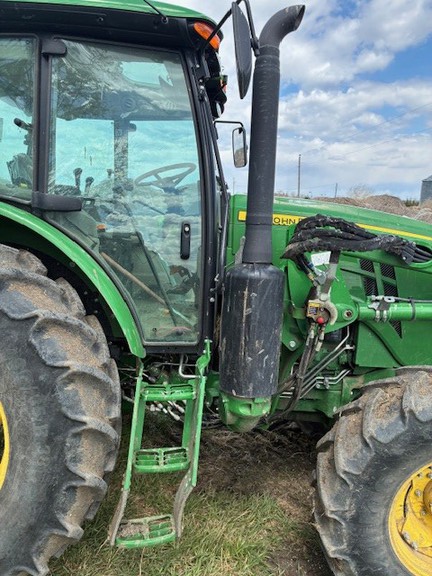 2022 John Deere 6135E (10th thumbnail)