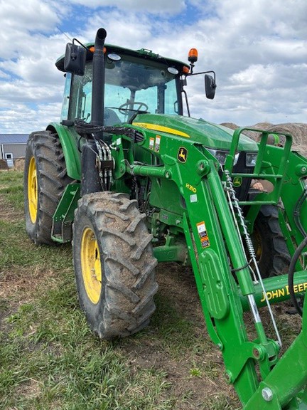 2022 John Deere 6135E (11th thumbnail)