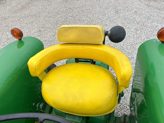 1962 John-Deere 4010