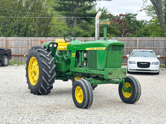 1962 John-Deere 4010
