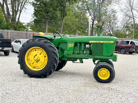 1962 John-Deere 4010