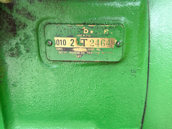 1962 John-Deere 4010