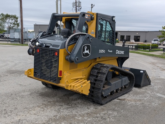 John-Deere 325G