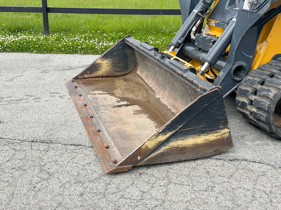 2021 John-Deere 333G