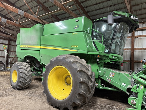  John Deere S780