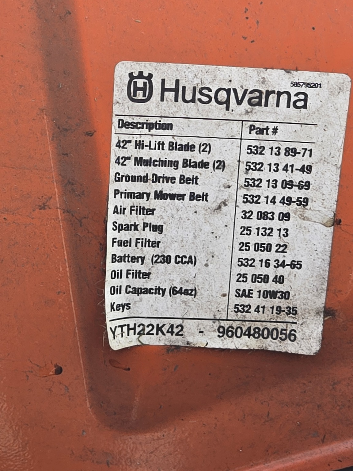 2021 Husqvarna YTH2242 Image 2