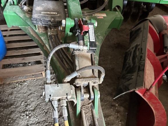 Used 2017 Great Plains 4000 TM Vertical Tillage at Koenig Equipment in Anna, OH - Photo10