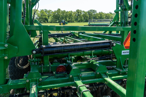 Used 2017 Great Plains 4000 TM Vertical Tillage at Koenig Equipment in Anna, OH - Photo22