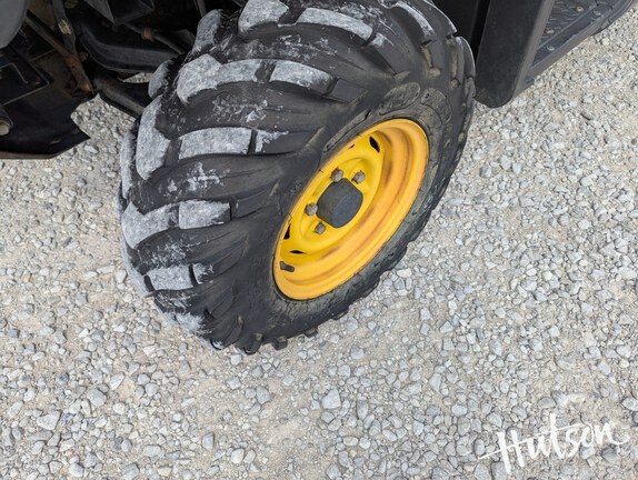 Photo of 2018 John Deere XUV 835
