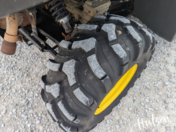 Photo of 2018 John Deere XUV 835