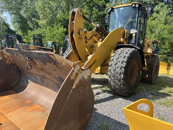 2019 Caterpillar 938M
