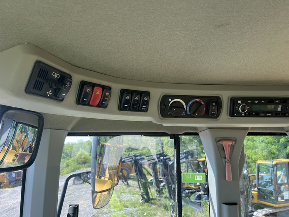 2019 Caterpillar 938M