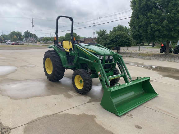 Photo of 2026 John Deere 4066M