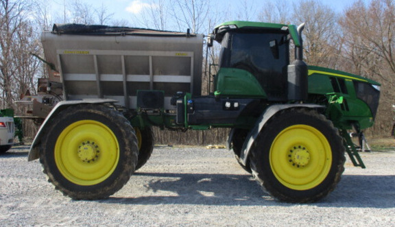 Photo of 2024 John Deere 600R