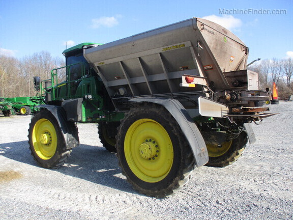 Photo of 2024 John Deere 600R