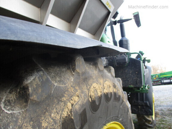 Photo of 2024 John Deere 600R