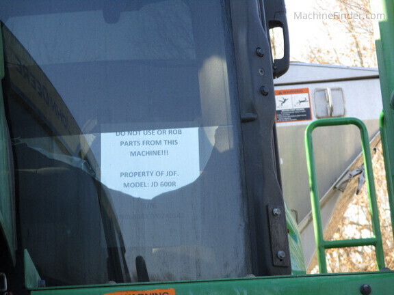 Photo of 2024 John Deere 600R