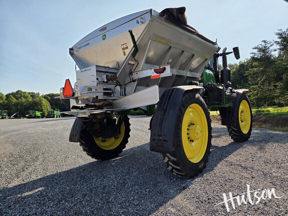 Photo of 2024 John Deere 600R