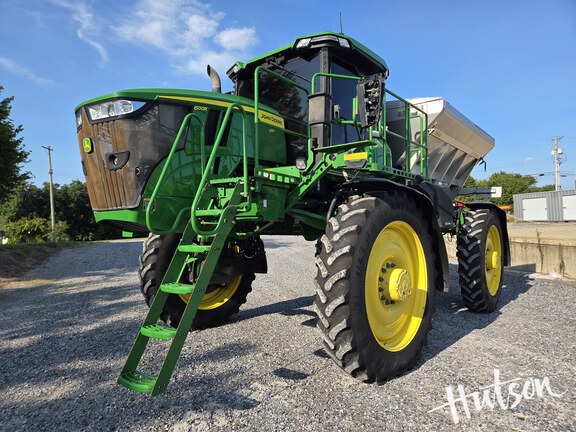 Photo of 2024 John Deere 600R