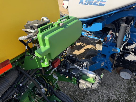 2026 John Deere 1775NT - Photo35