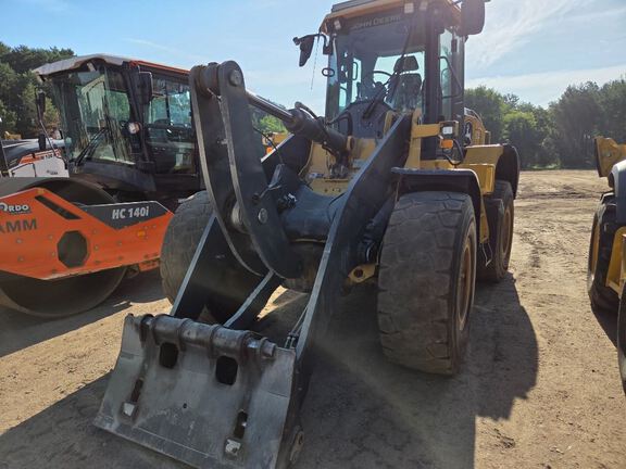 2023 John Deere 624P