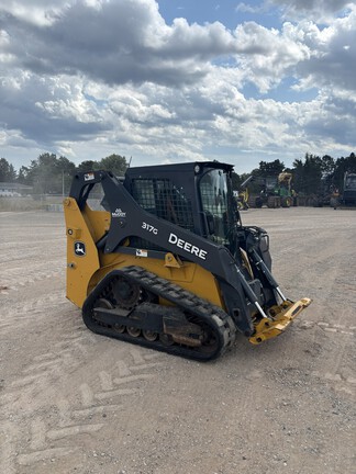 Photo of 2016 John Deere 317G