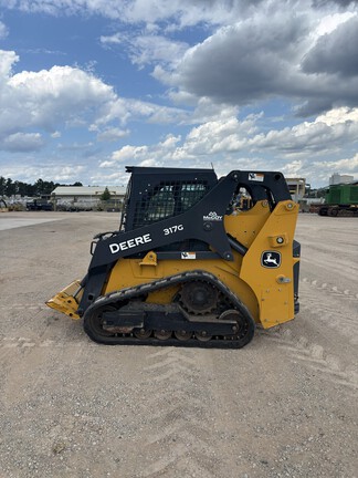 2016 John Deere 317G
