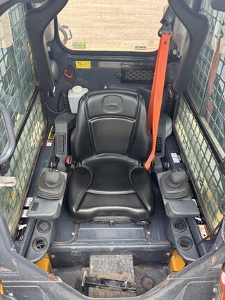 2016 John Deere 317G