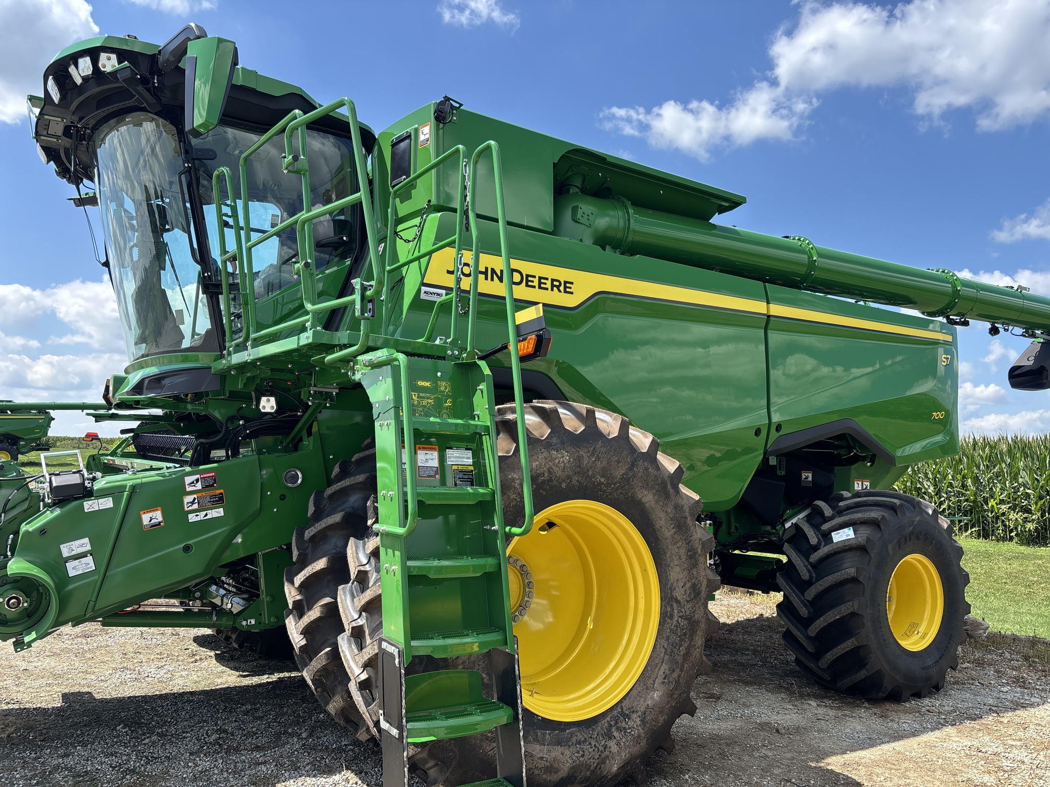 Used 2026 John Deere S7 700 Combines at Koenig Equipment in Urbana, OH - PhotoXL2