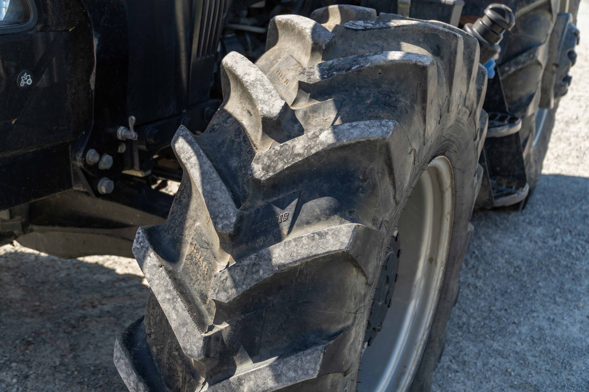 Used 2020 Case IH Farmall 110U Utility Tractors at Koenig Equipment in Anna, OH - PhotoXL20