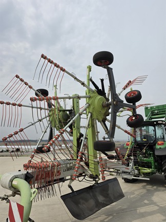 Claas Liner 2700 (3rd thumbnail)
