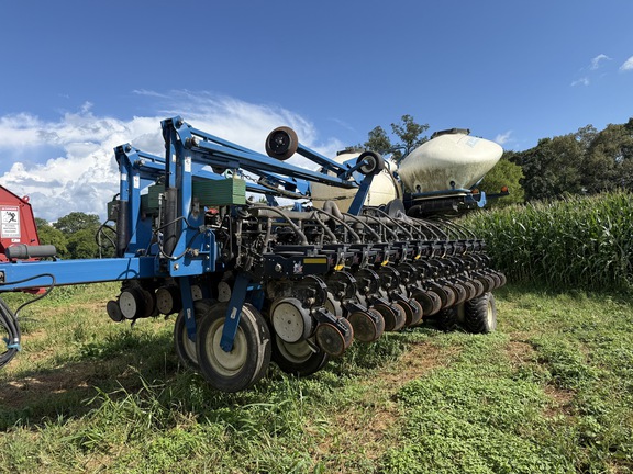 Photo of 2013 Kinze 3700