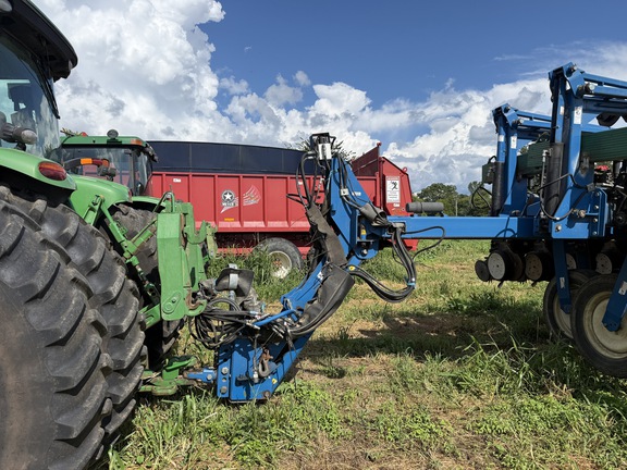 Photo of 2013 Kinze 3700