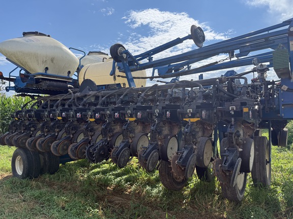 Photo of 2013 Kinze 3700