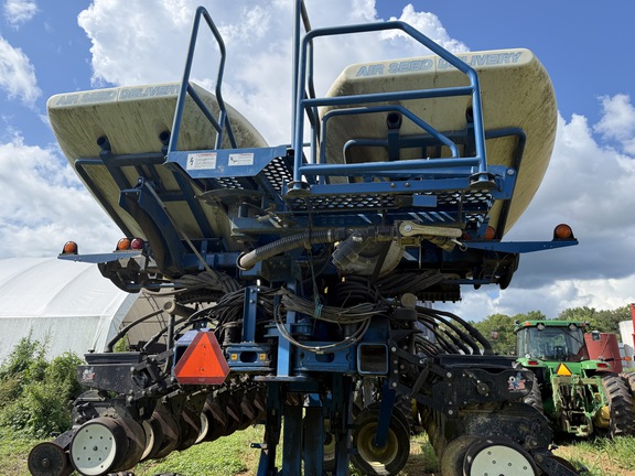 Photo of 2013 Kinze 3700