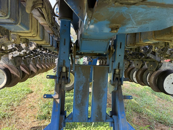 Photo of 2013 Kinze 3700