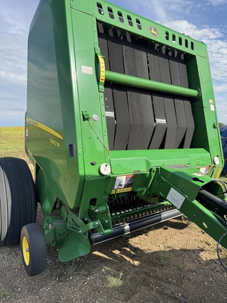 Used 2021 John Deere 560M Round Balers at Horizon Ag & Turf in Vermilion, AB - Photo16