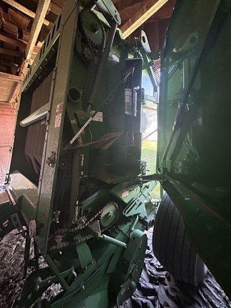 Used 2023 John Deere 560M Round Balers at Horizon Ag & Turf in Westlock, AB - Photo6