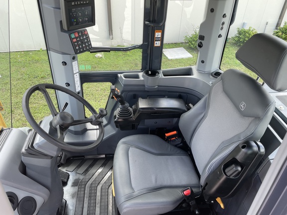 2024 John Deere 524 P