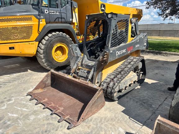 2023 John Deere 325G